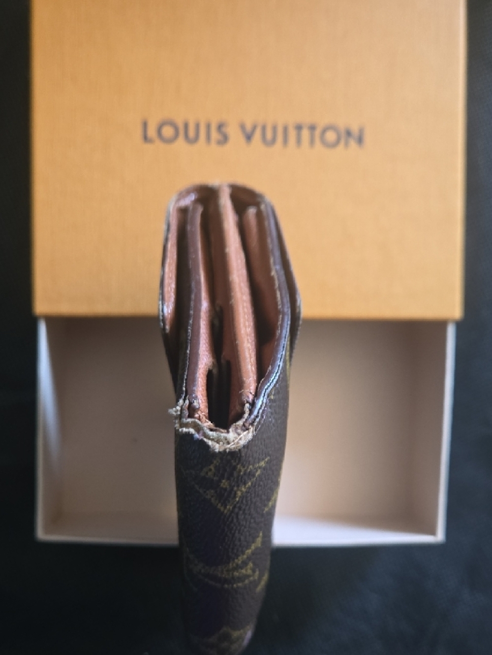 🤎 Louis Vuitton Monogram Wallet / Card Holder 🤎 - Picture 4 of 8